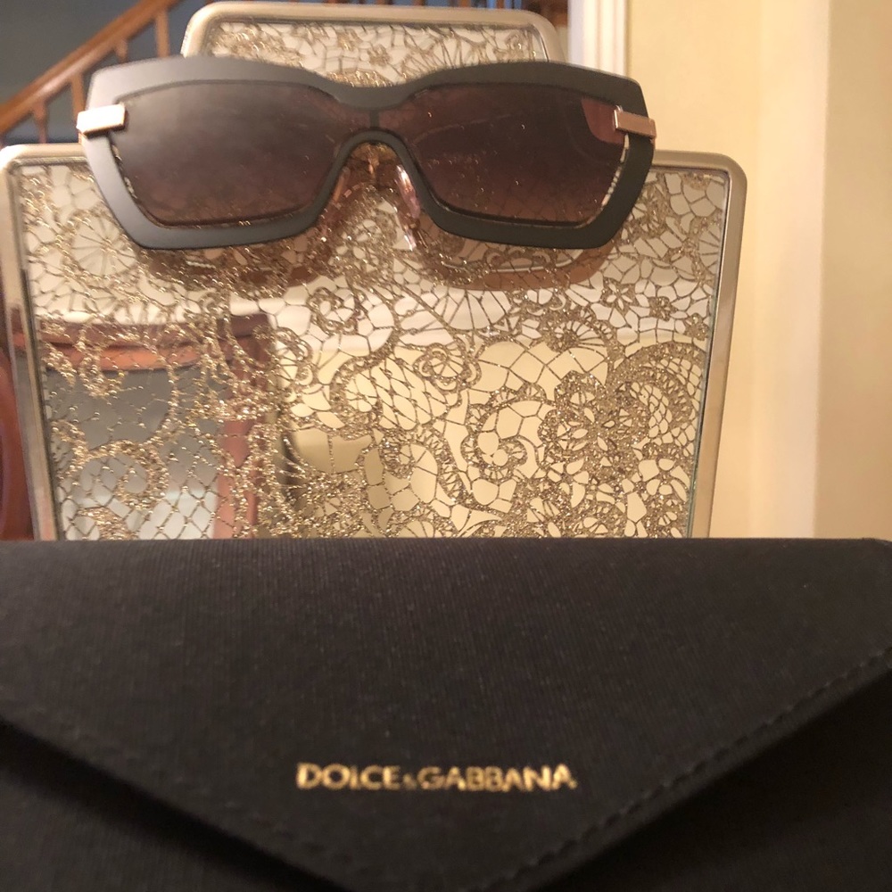 NEW, AUTHENTIC DOLCE & GABBANA DG2224 LOGO PLAQUE - Picture 3 of 8